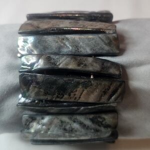 Vintage Abalone Mother Of Pearl Stretch Shell Bracelet 1.75" Wide EUC